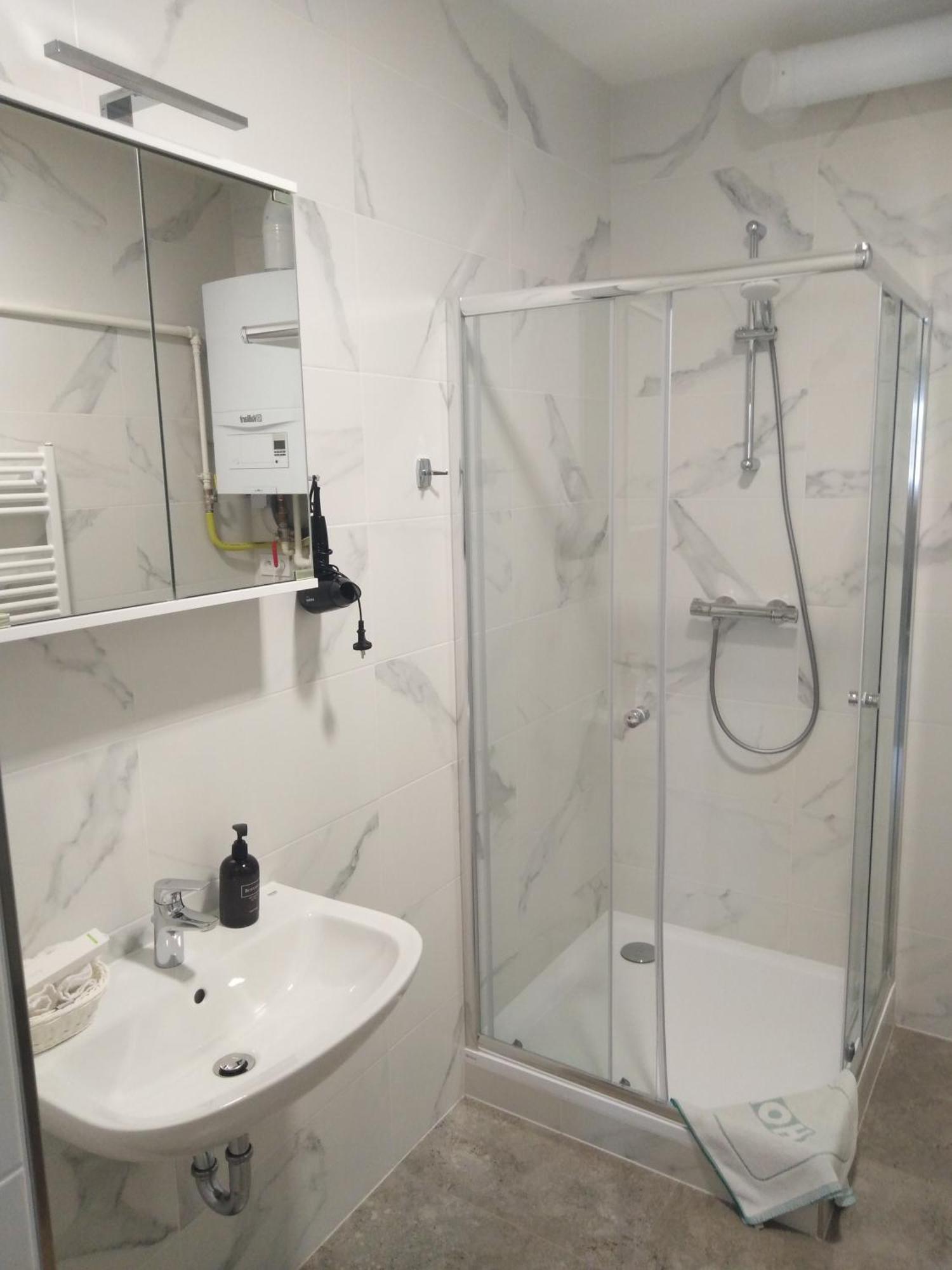 Silver Apartments กุตนาฮอรา ภายนอก รูปภาพ